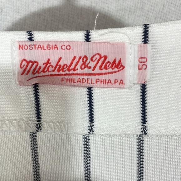 ***SOLD***Mitchell & Ness Joe DiMaggio 1951 Ney York Yankees Jersey..Size 50. - Picture 7 of 8